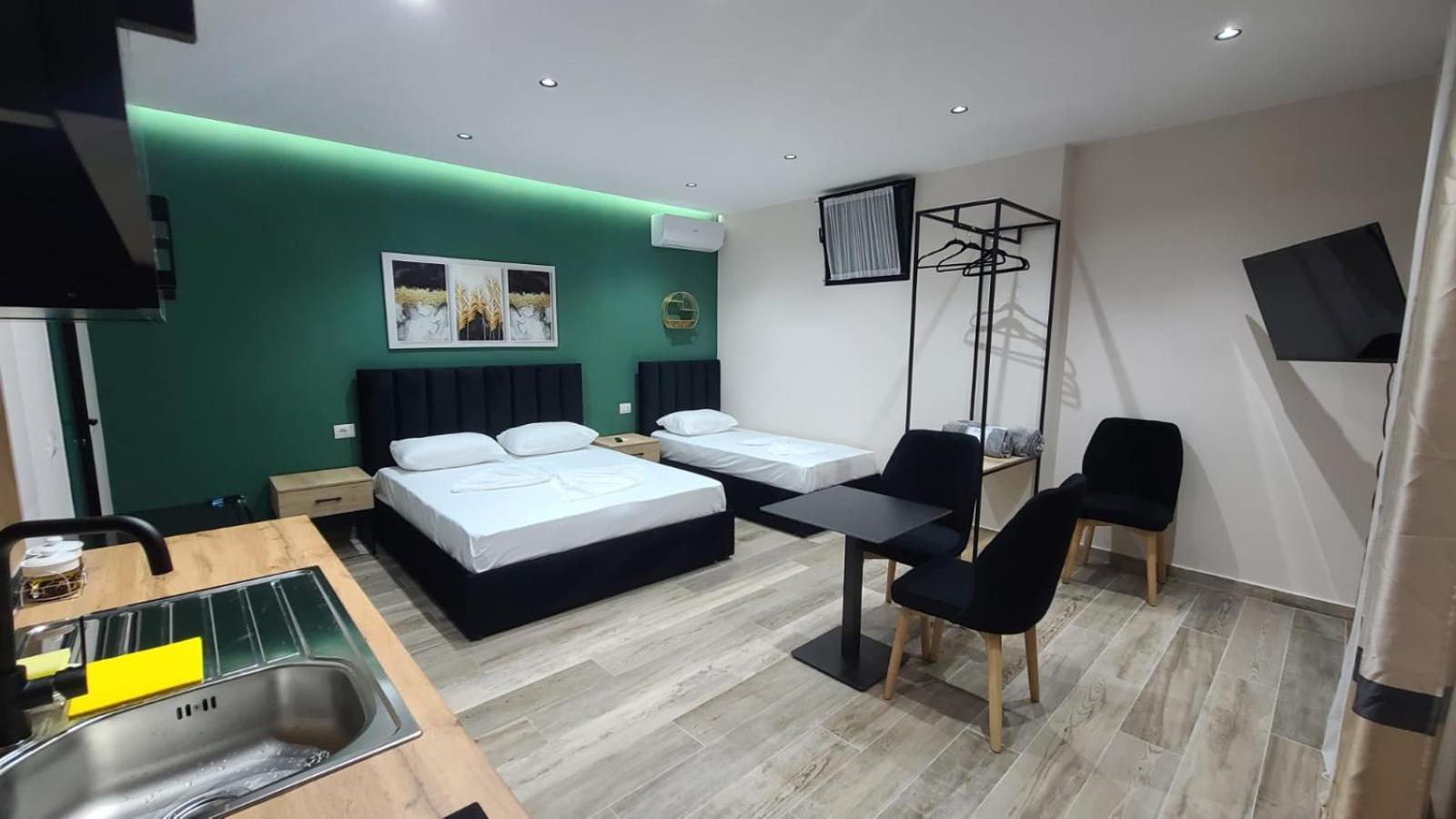 Guest House Tian & Hojz Durrës Eksteriør bilde